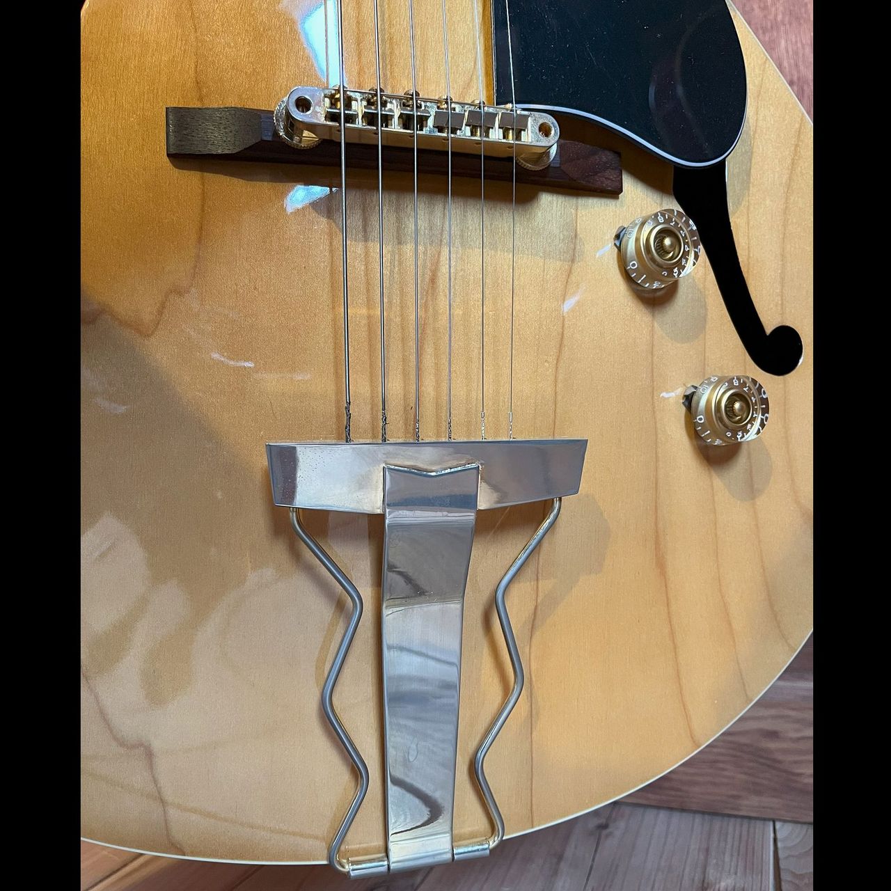 Epiphone Zephyr Regent - Geek IN Box