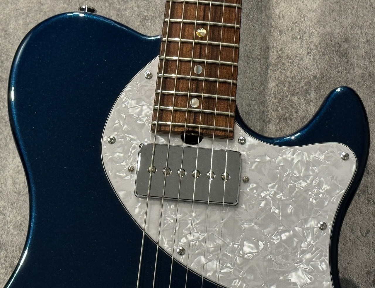 KINO FACTORY MORT 2S TELECASTER 美品 KINO FACTORY MORT 2S TELECASTER 美品 ギターボーカルの貴方へ