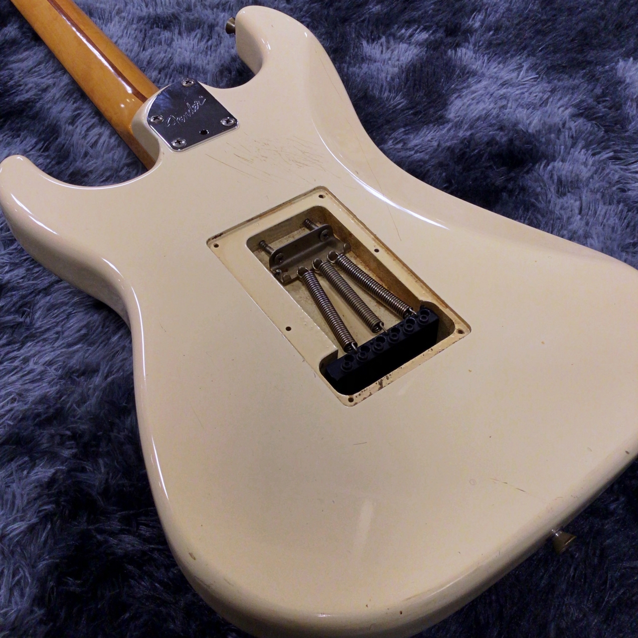 Fender Japan STS-550 (STS-55R) Vintage White【中古品】【1989-90年