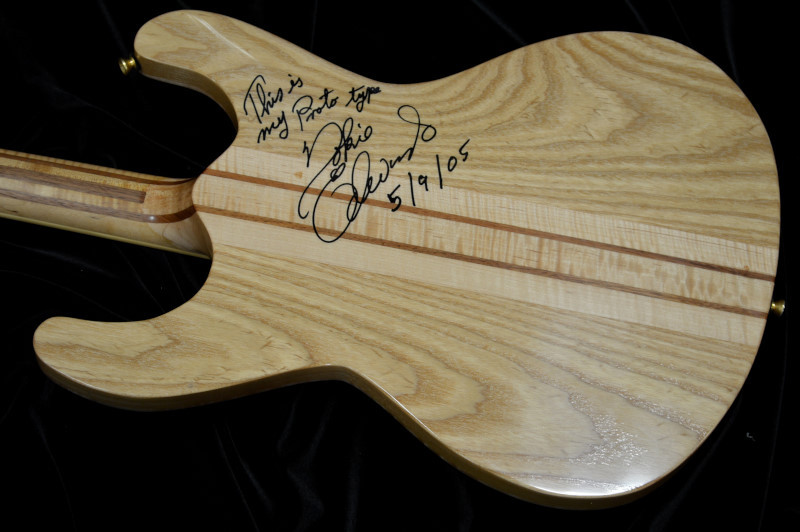 Hitchhiker Nokie Edwards Proto type（中古）【楽器検索