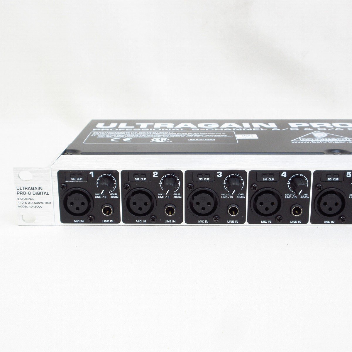 BEHRINGER ADA8000 