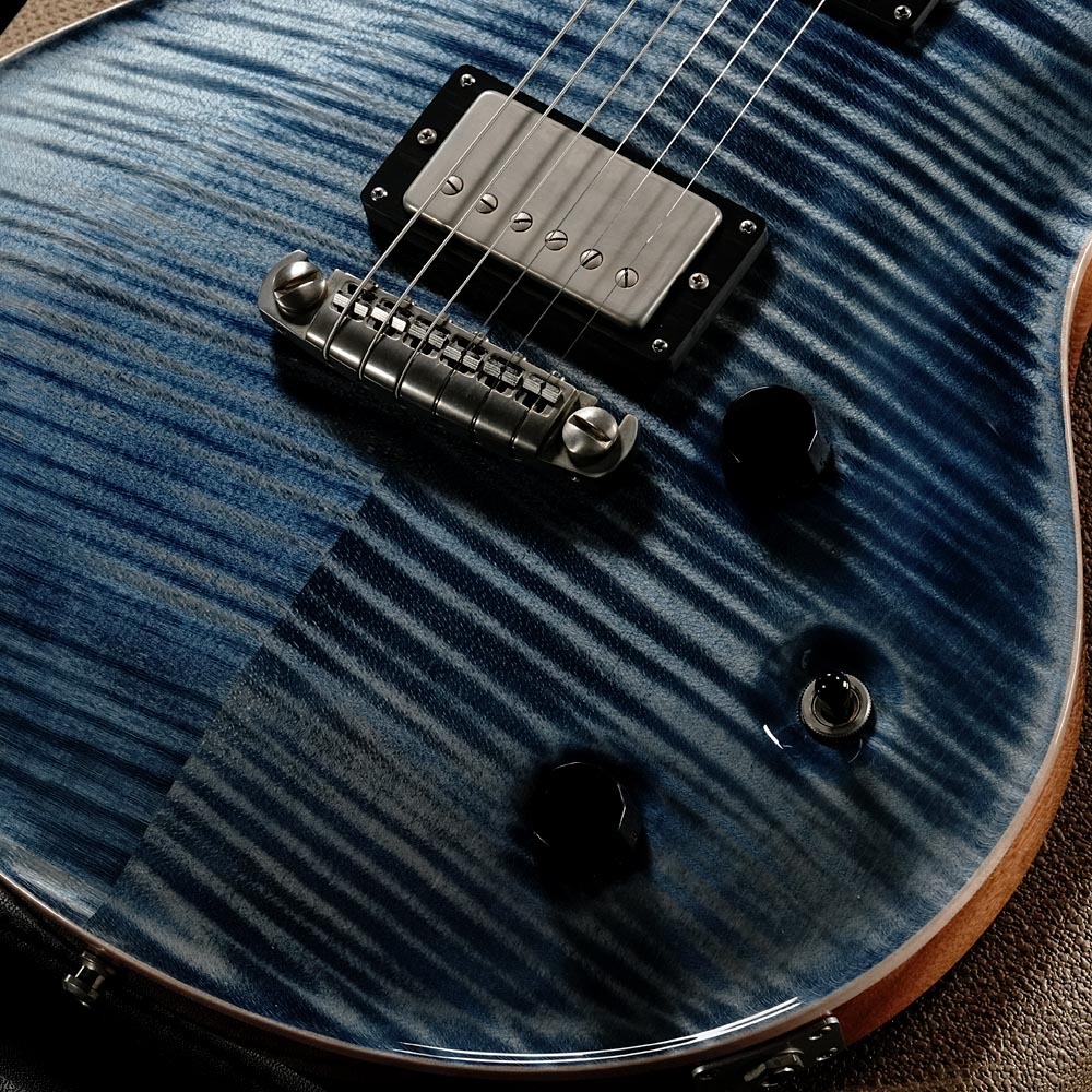 Nik Huber Dolphin II Exceptional Flame Maple Top Atrantic Blue