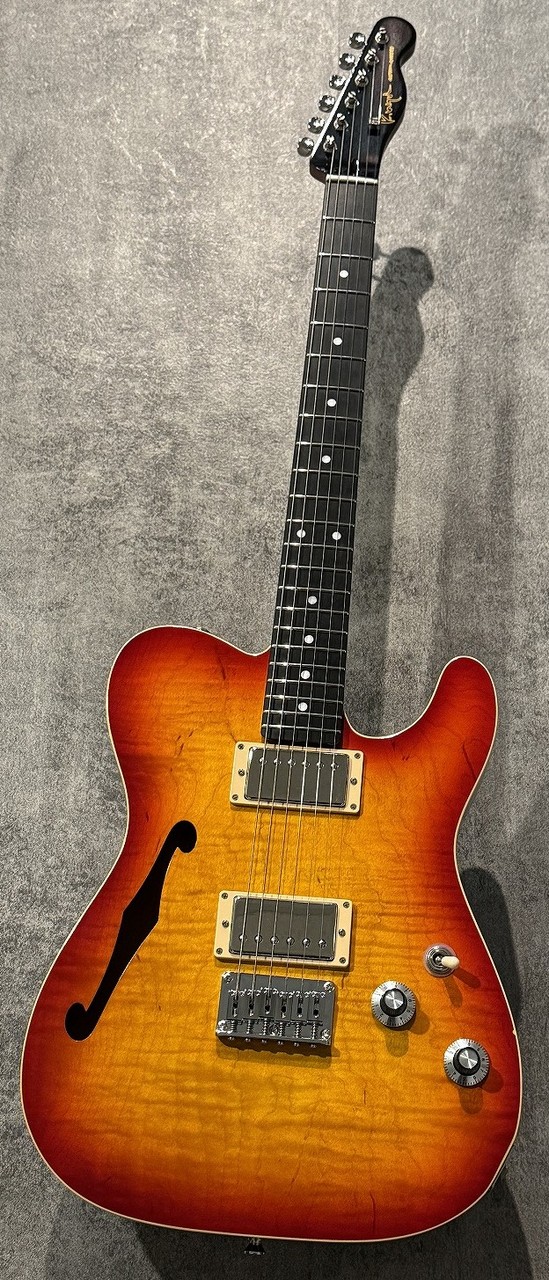 K.Nyui CUSTOM GUITARS エレキギター レッド K.Nyui CUSTOM GUITARS エレキギター レッド 楽器・機材