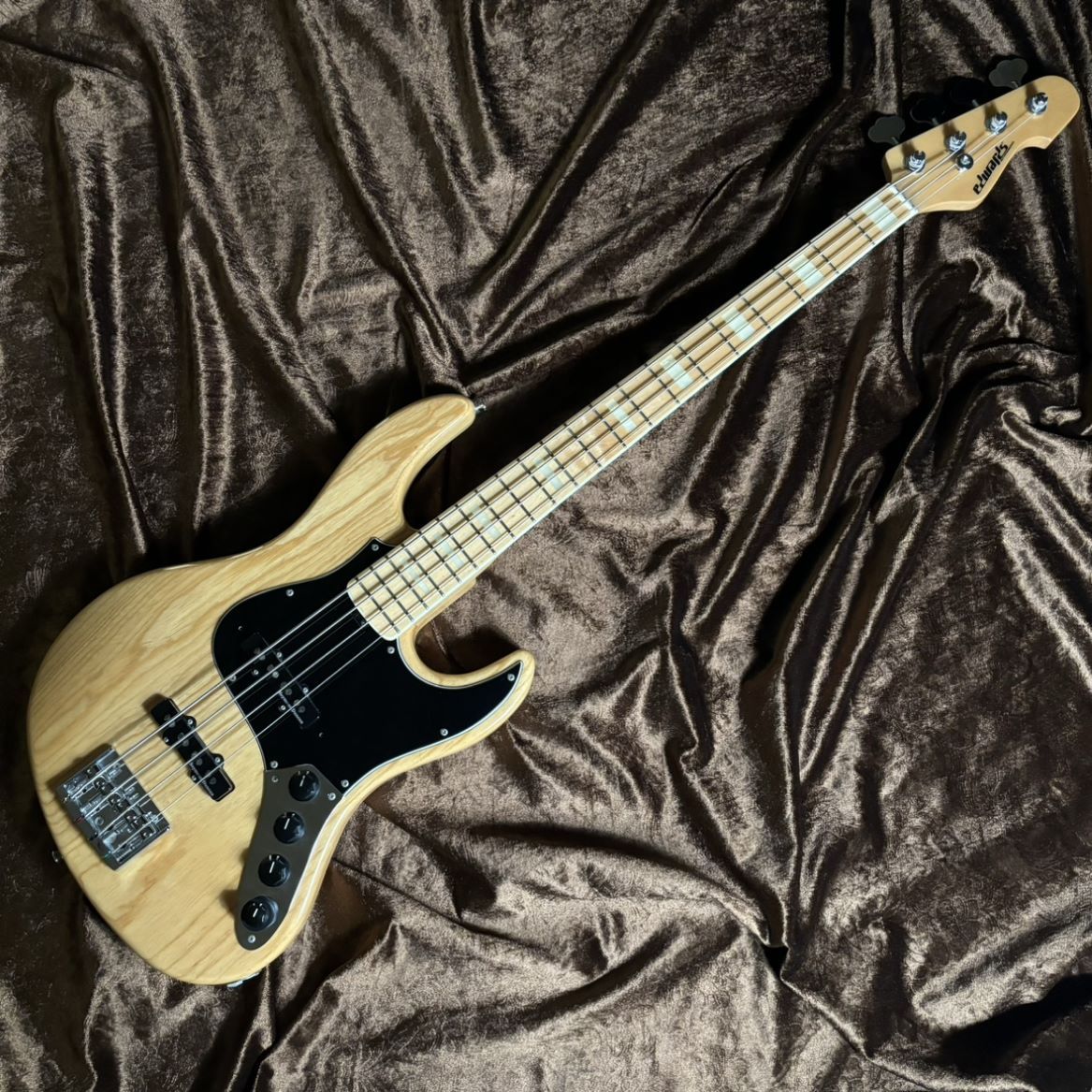Edwards E-AM-135AS/M (NAT) アクティブベース エレキ