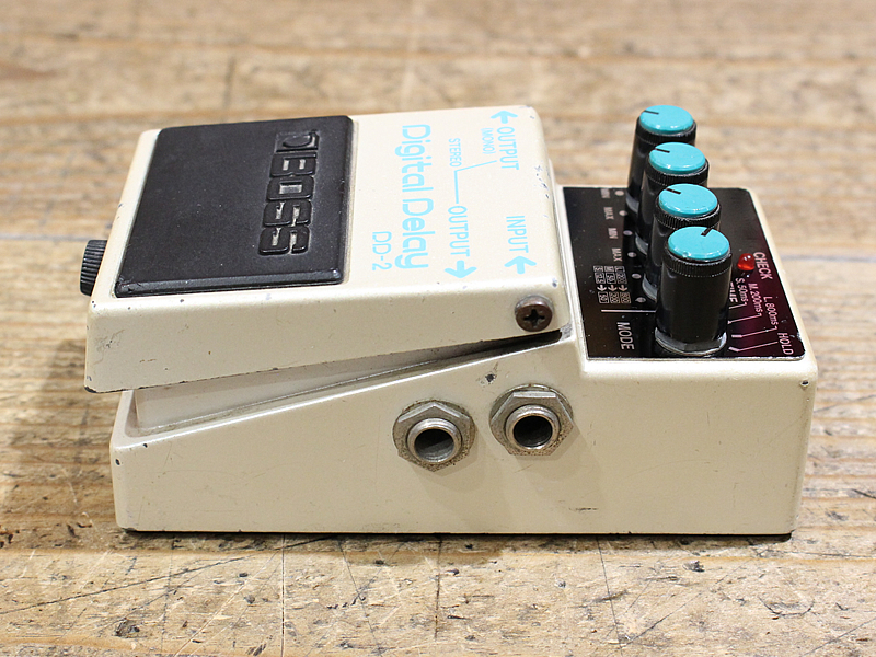 BOSS Digital Delay DD-2 (超美品)と専用AC電源 BOSS DD-2 Digital