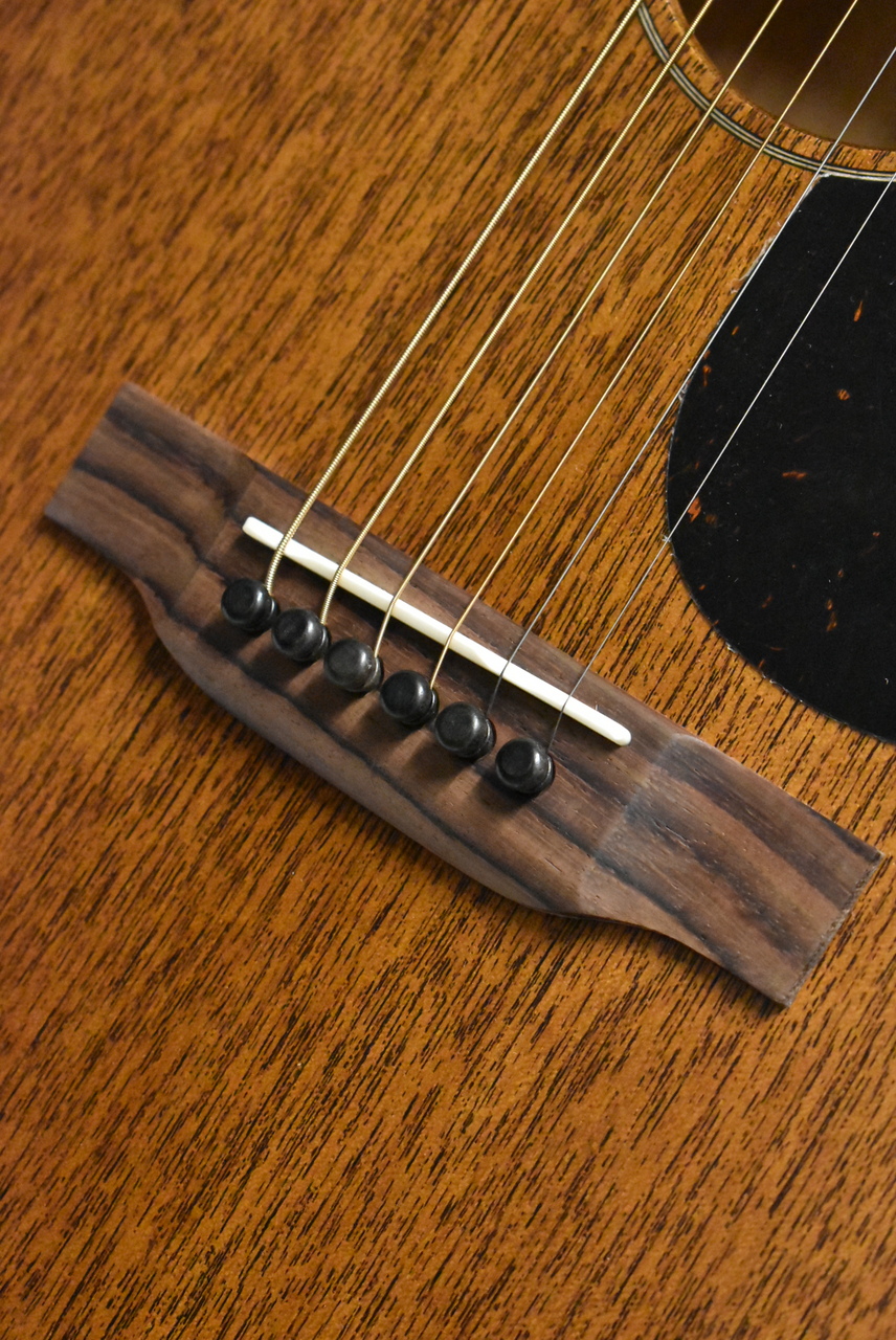Martin 00-15M #2954966 【オールマホガニー総単板ボディ