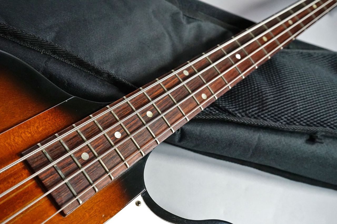 Gibson Thunderbird 中古 重量3.72Kg（中古/送料無料）【楽器検索
