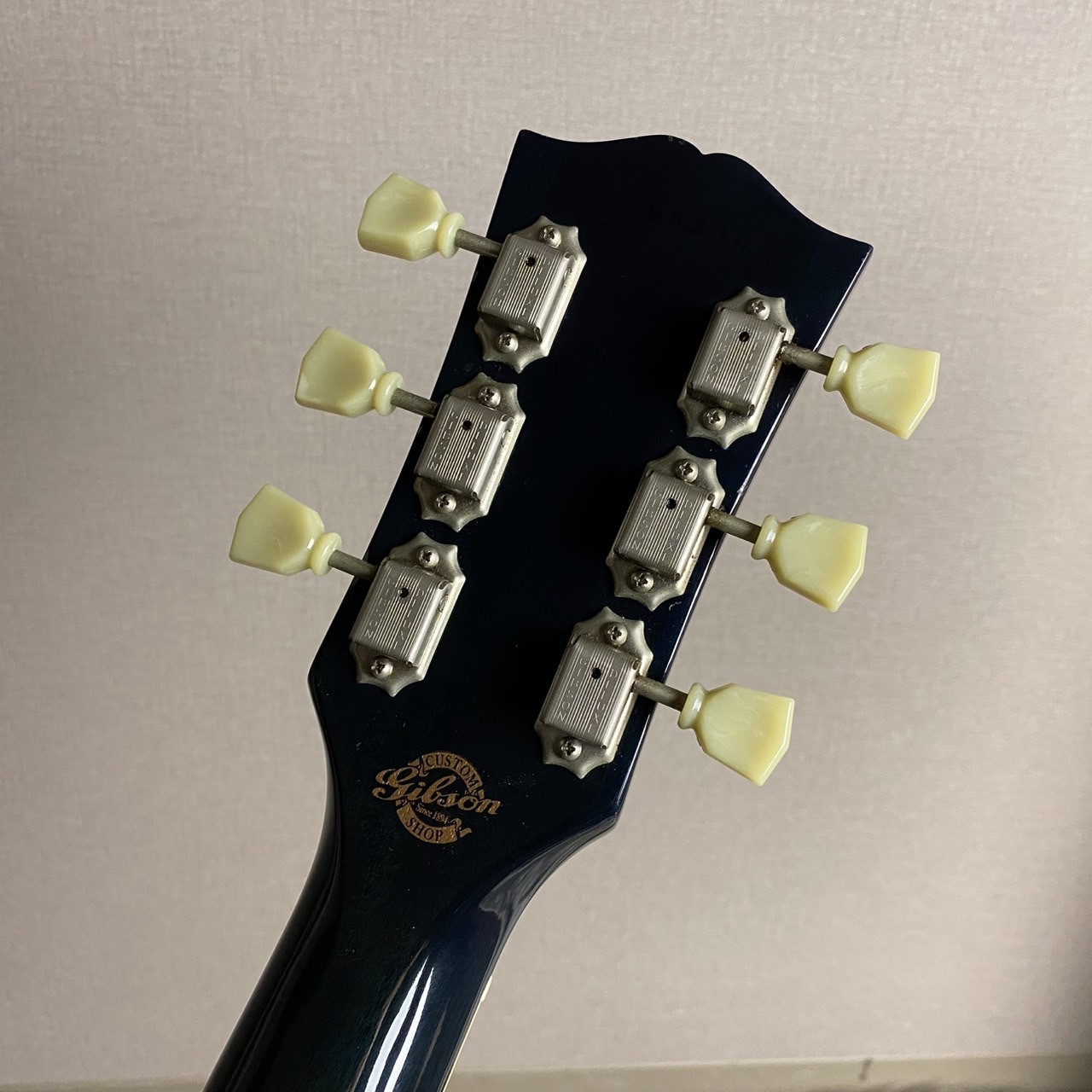 Gibson CS-336 黒 中古 証明書＆純正ハードケース付き Gibson CS-336 黒 中古 証明書＆純正ハードケース付き - メルカリ