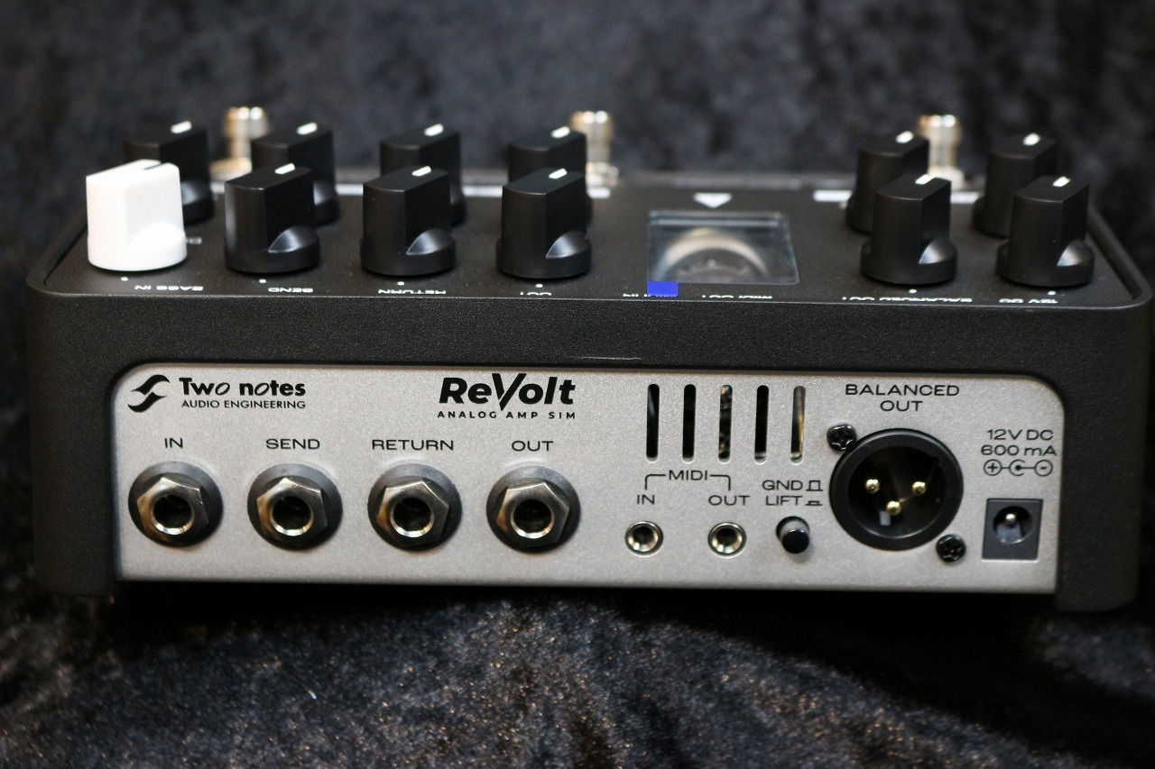Two Notes ReVolt Bass【真空管搭載アンプシミュレーター&DI】【送料