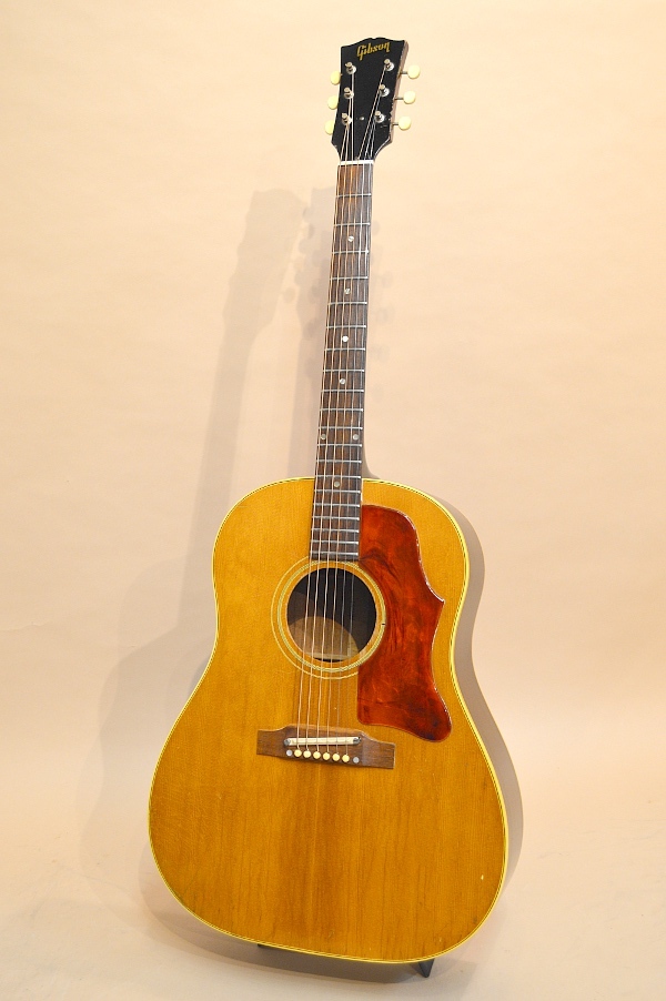 Gibson J-50 1966年製モデル 限定版 Gibson J-50 1966年製モデル 限定版 Gibson J-50 1966年製モデル 限定版