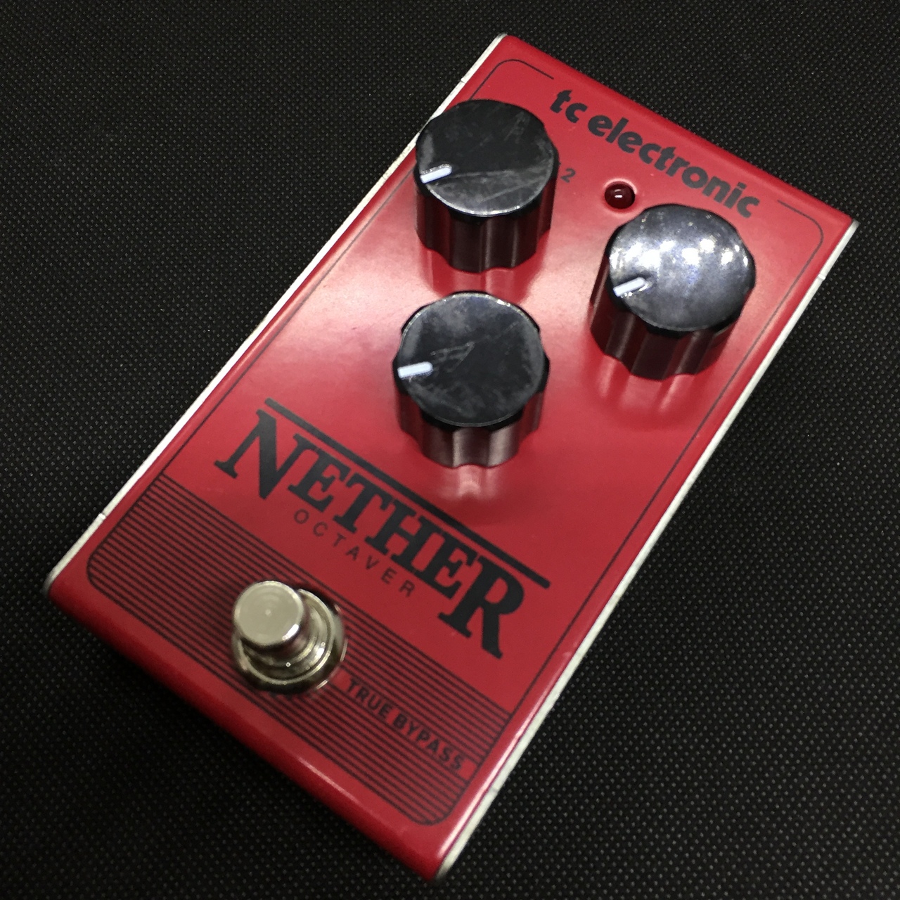 [美品]tc electronic NETHER OCTAVER TC Electronic Nether Octaver Pedal | Sweetwater