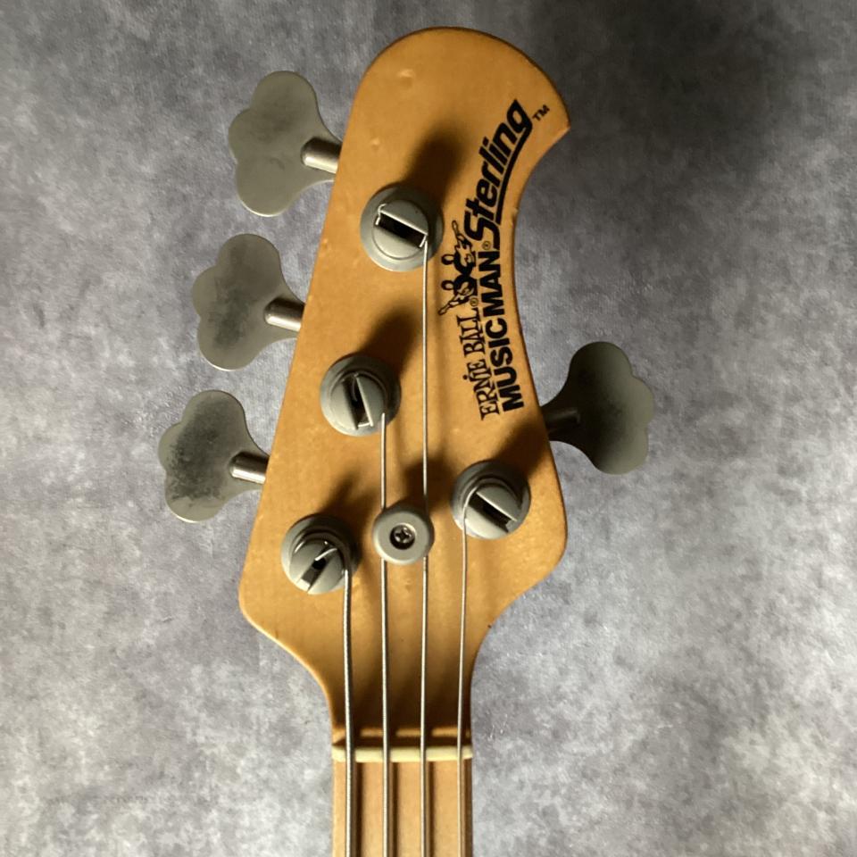 MUSIC MAN Sterling 4st NA VELVET（中古）【楽器検索デジマート】