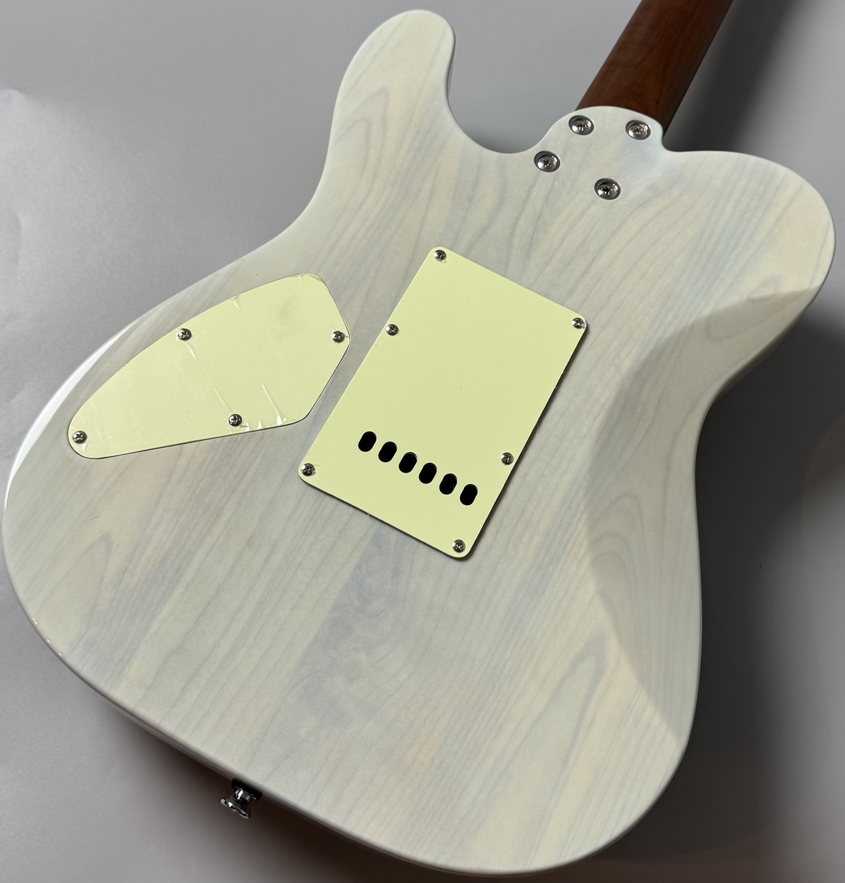Bacchus TACTICS24-ASH/RSM -Sonic Blue Blonde-（新品）【楽器検索