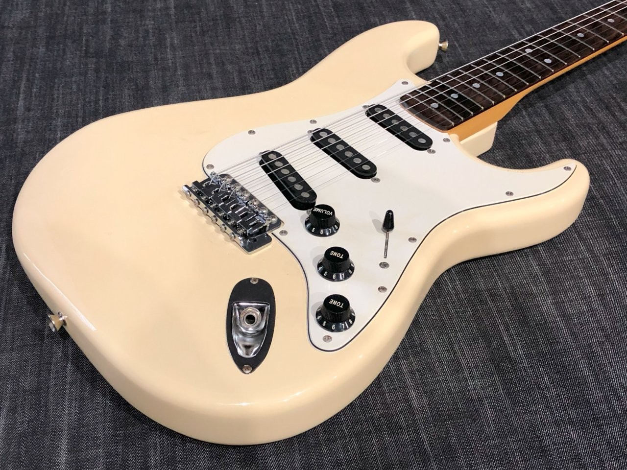 Fender Japan ST-72-85 SC（中古/送料無料）【楽器検索デジマート】