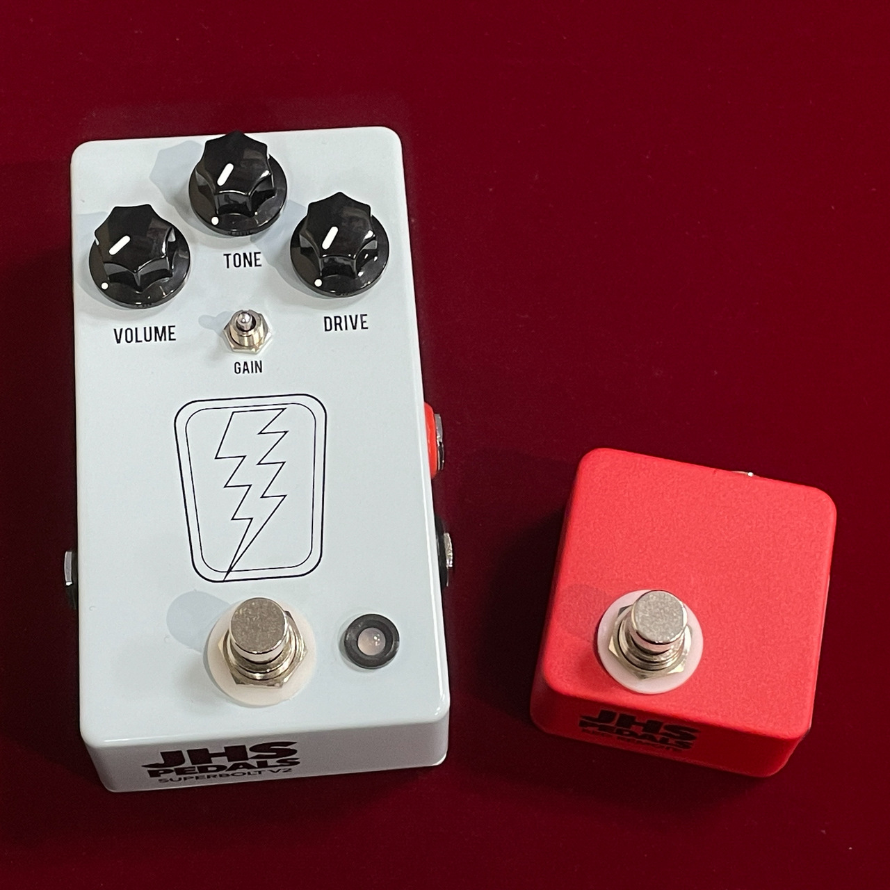 JHS Pedals SuperBolt V2 + Red Remote【専用フットスイッチのセット販売】（新品/送料無料）【楽器検索デジマート】