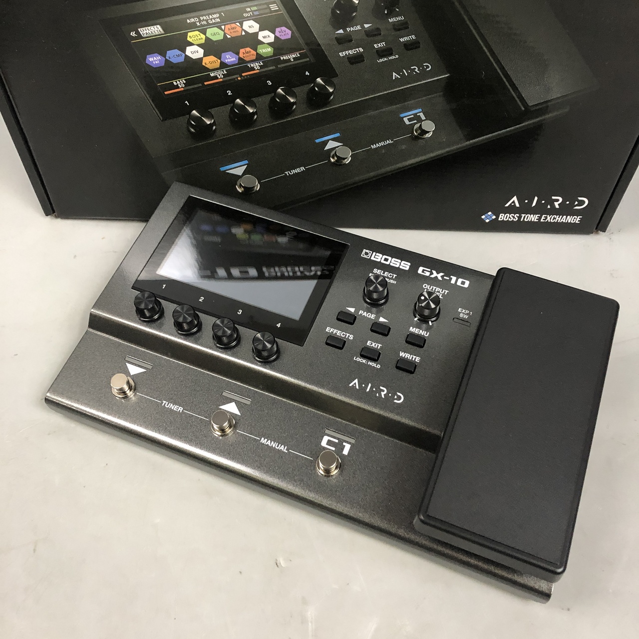 BOSS GX-10 Guitar Effects Processor with Bluetooth Audio MIDI Dual