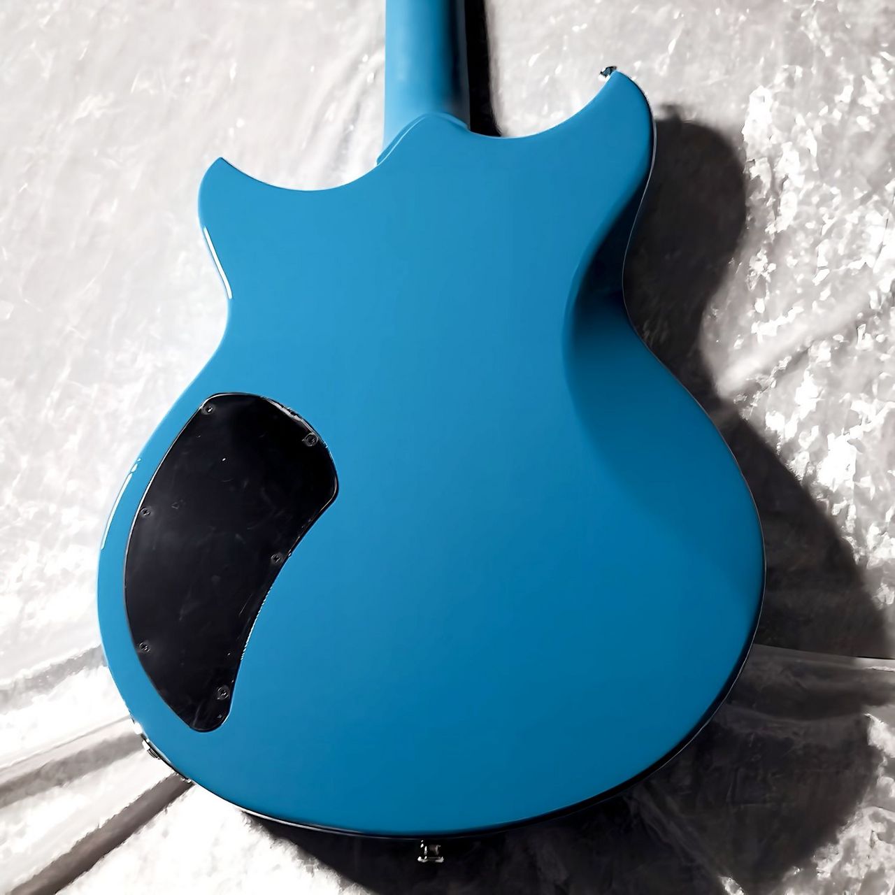 YAMAHA RSE20 スイフトブルー エレキギター REVSTARシリーズ