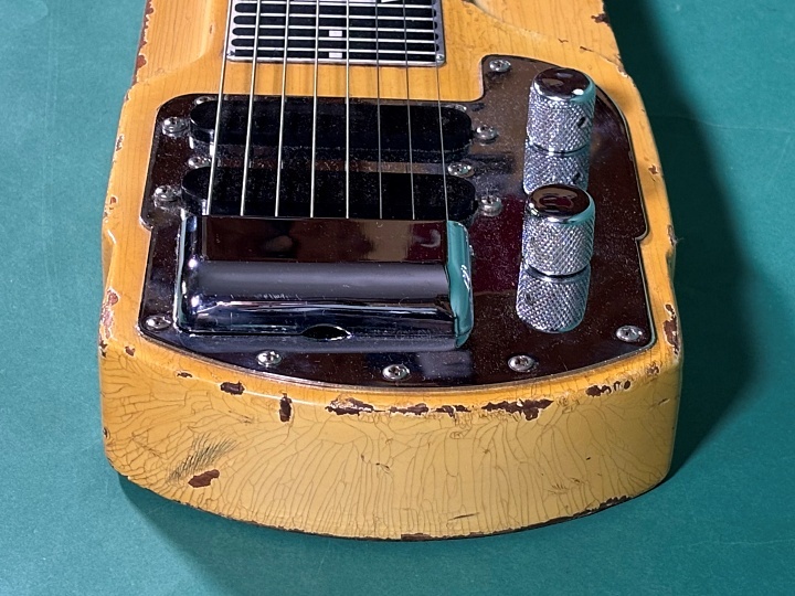 Fender DELUXE-8 （ビンテージ）【楽器検索デジマート】