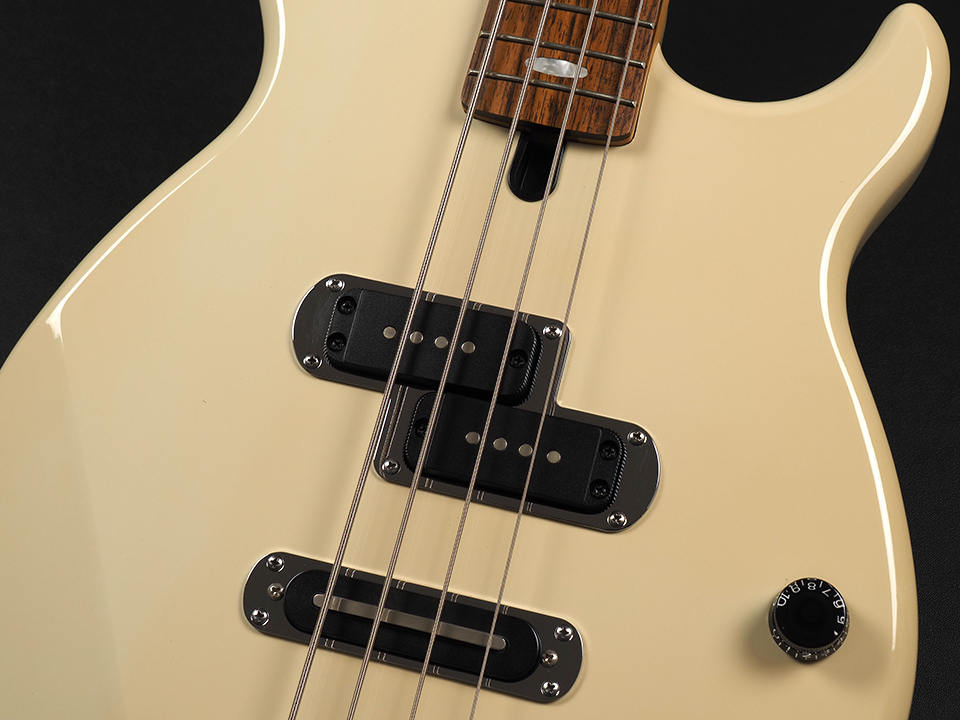 YAMAHA BB424 ~Vintage White~（中古）【楽器検索デジマート】