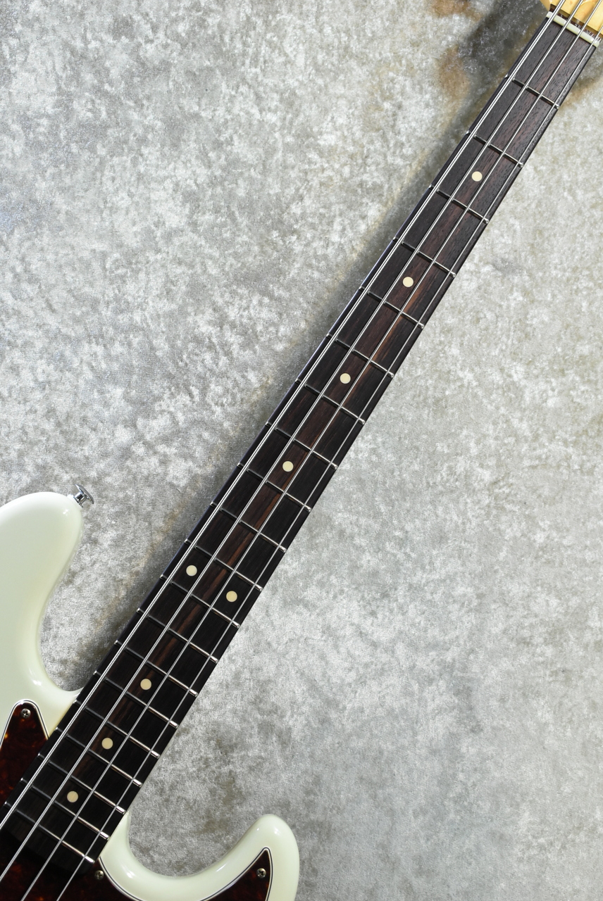 Black Smoker TRAD MASTER BETA-J4 -Vintage White /Light Aged