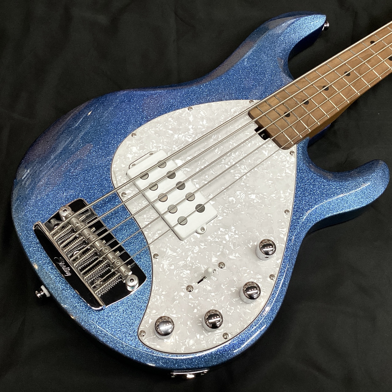 Sterling by MUSIC MAN RAY35 BLUE SPARKLE (スターリン ブルー