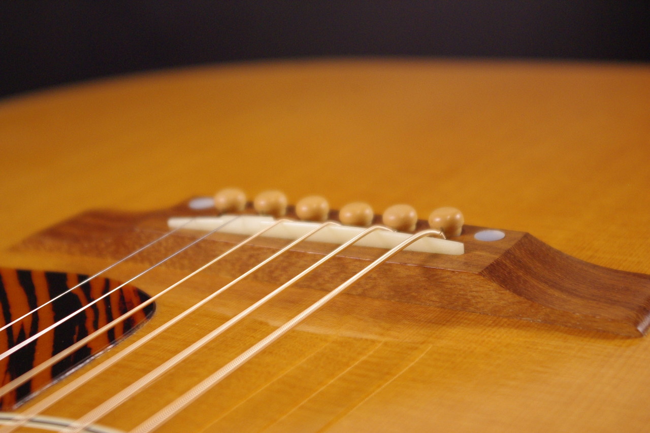 Gibson J-35（中古）【楽器検索デジマート】