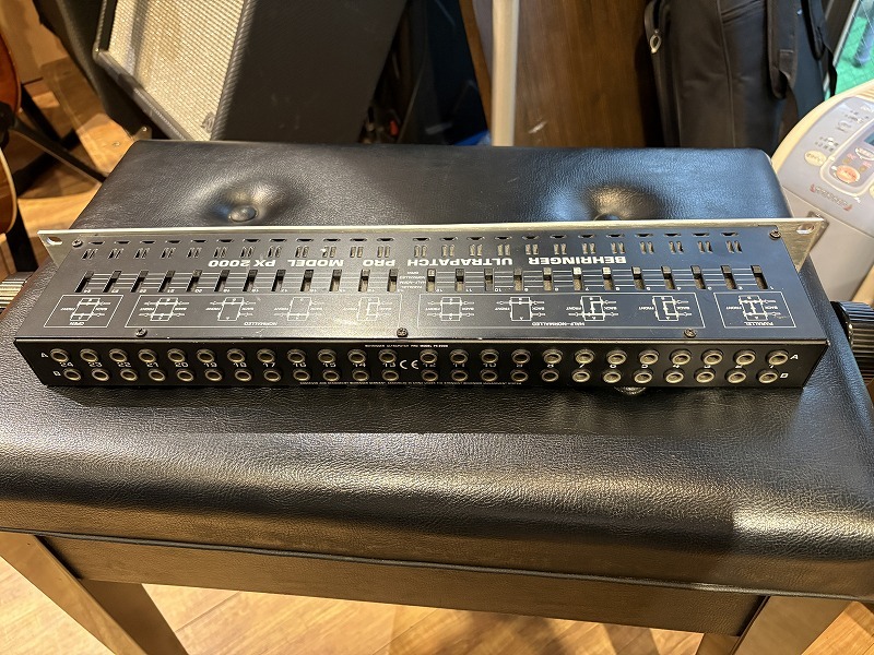 美品 / BEHRINGER ULTRAPATCH PRO PX2000 BEHRINGER アンバランス型パッチベイ ULTRAPATCH PRO PX2000（中古