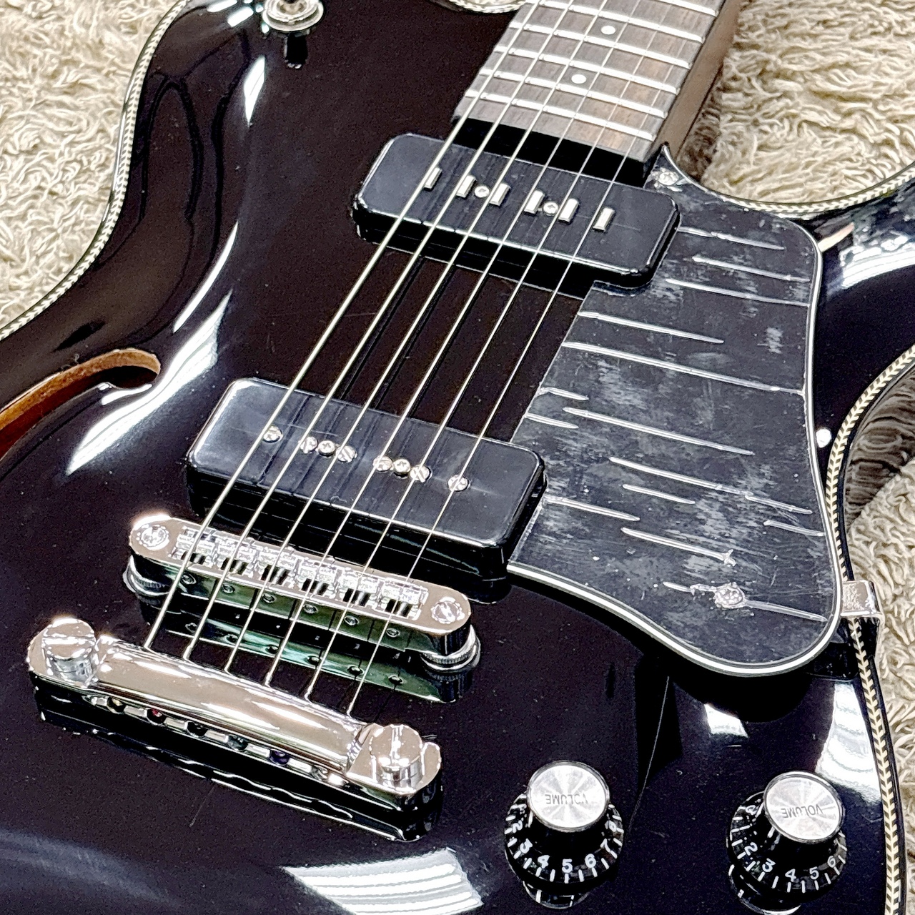 Bacchus BARON-JAZZ Alnico / BLK-Top -Global Series- 【P90仕様