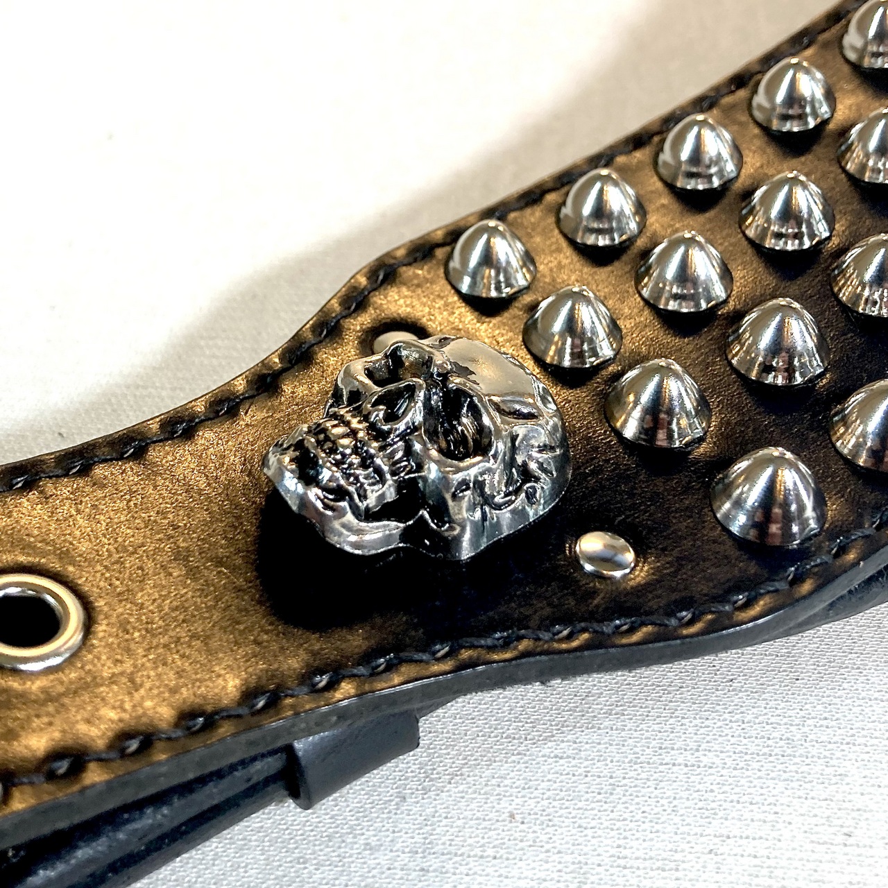 wizard leather 本革製ストラップ(スタッズ/ブラックレザー)（新品