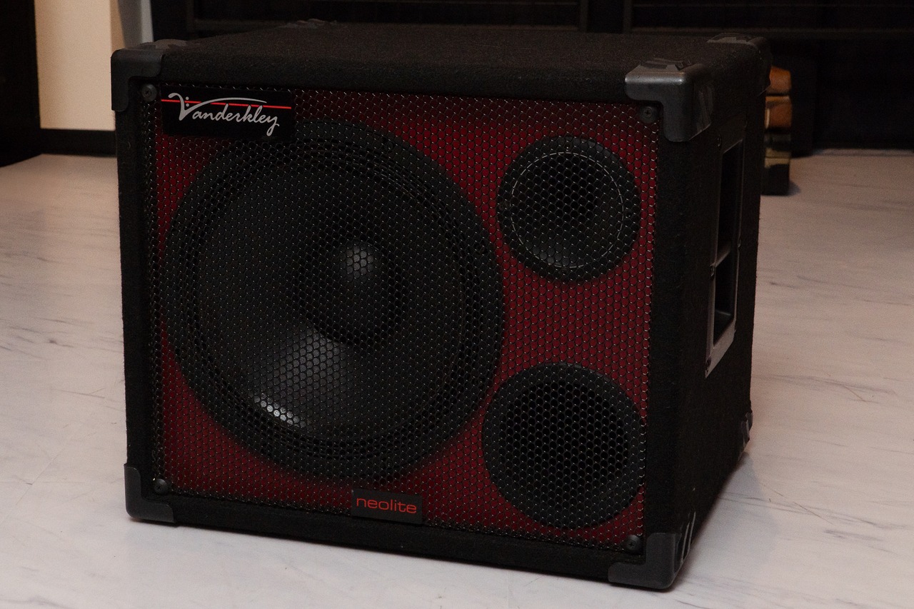 Vanderkley 112MNT Neolite 600W 8ohm【GIB横浜】（中古）【楽器検索
