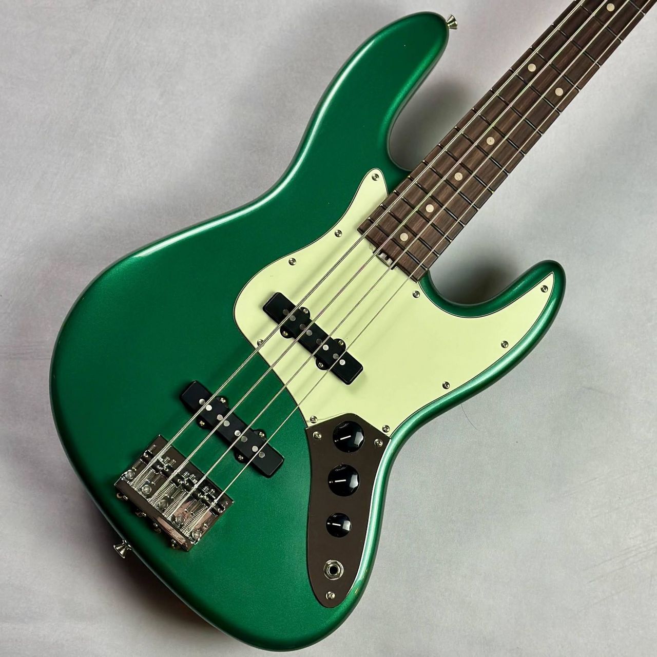 infinite Trad JB Passive Green Metallic/サウンドメッセ2025