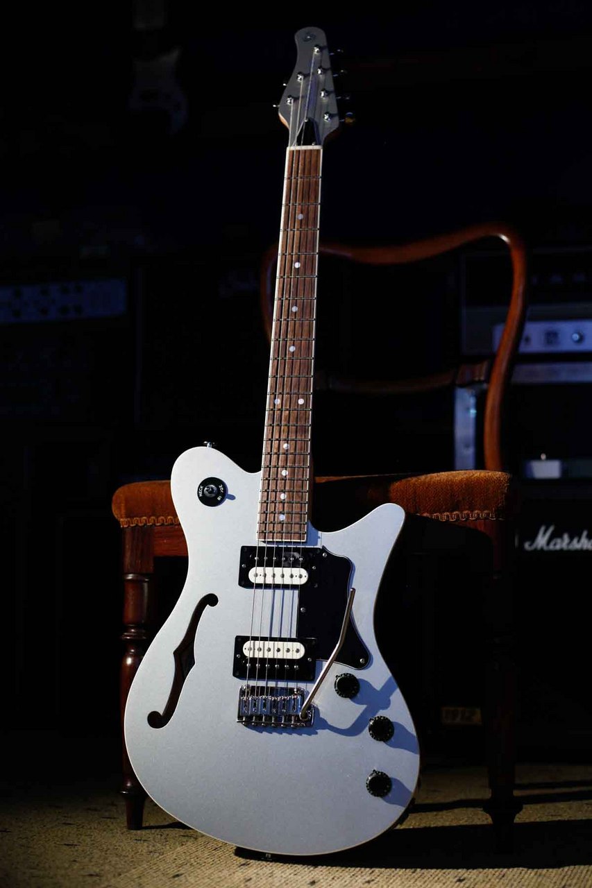 OOPEGG Supreme Collection Trailbreaker Mark2 w/ Tremolo