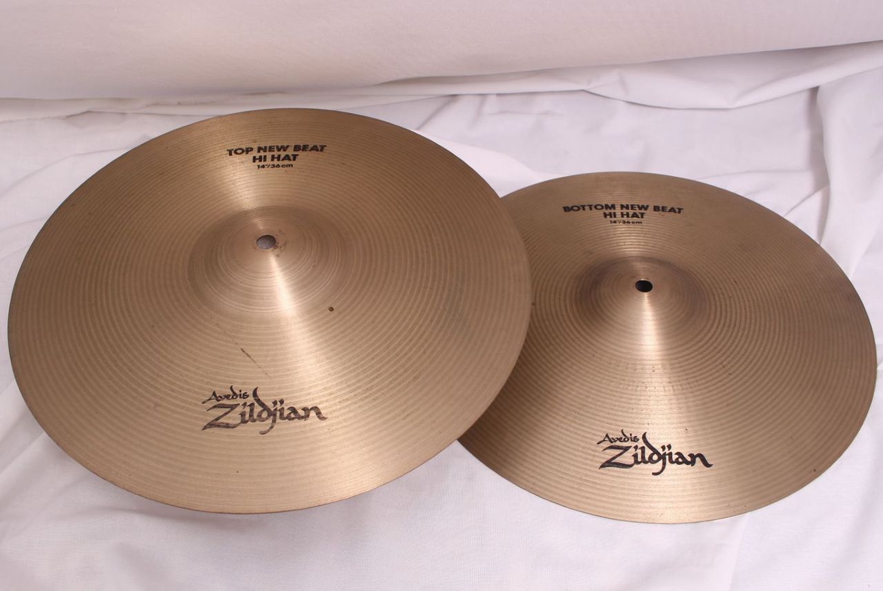 ジルジャン　ハイハット　ニュービート　NEW BEAT 中古 Zildjian A Zildjian Newbeat Hihat14”pr.【1228g+1364g】（中古/送料
