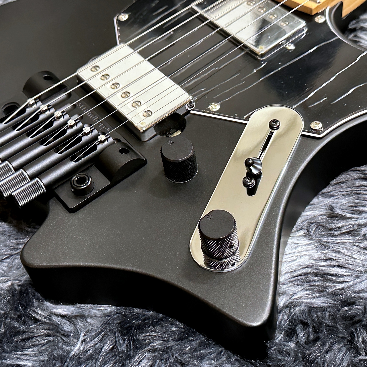 strandberg Salen Classic NX 6 Tremolo Black【2025年製】【約2.44kg
