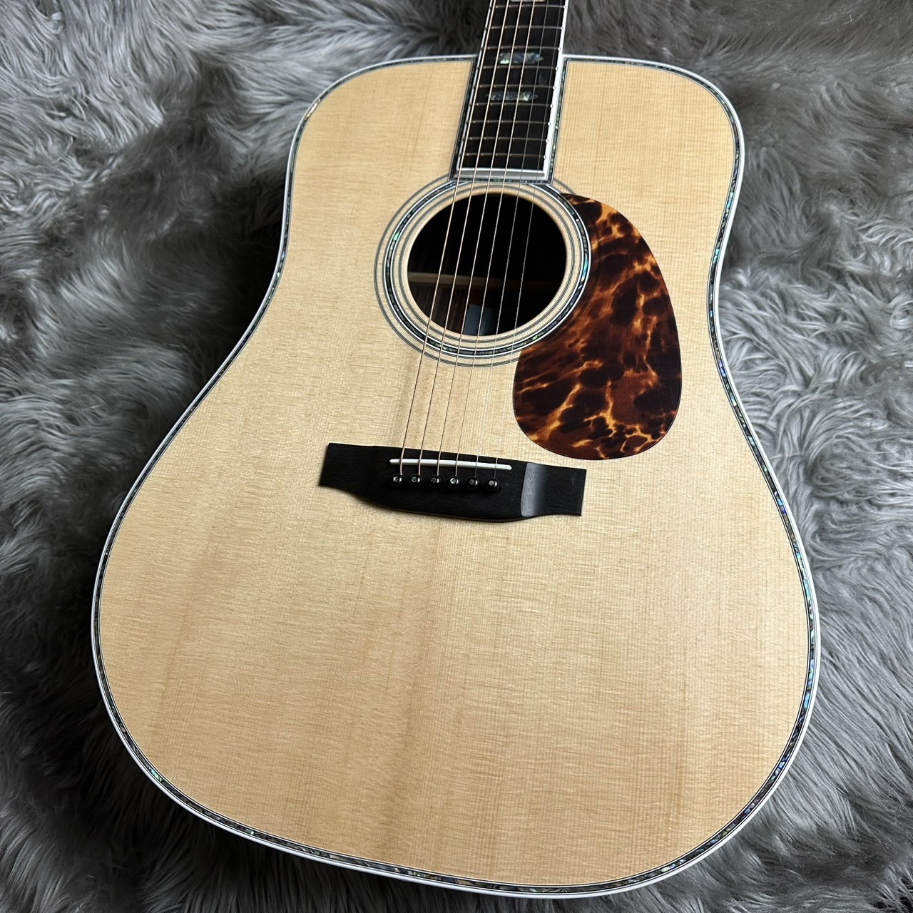 【希少・極美品】K.Yairi YW-1000HQ SG CTM／カスタムモデル K.Yairi YW-1000HQ 【良個体選定品】 Kヤイリ ｜イケベ楽器店