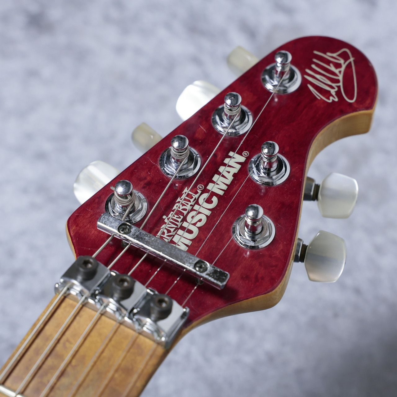 MUSIC MAN EVH Signature -Translucent Red- 1993年製 （中古）【楽器