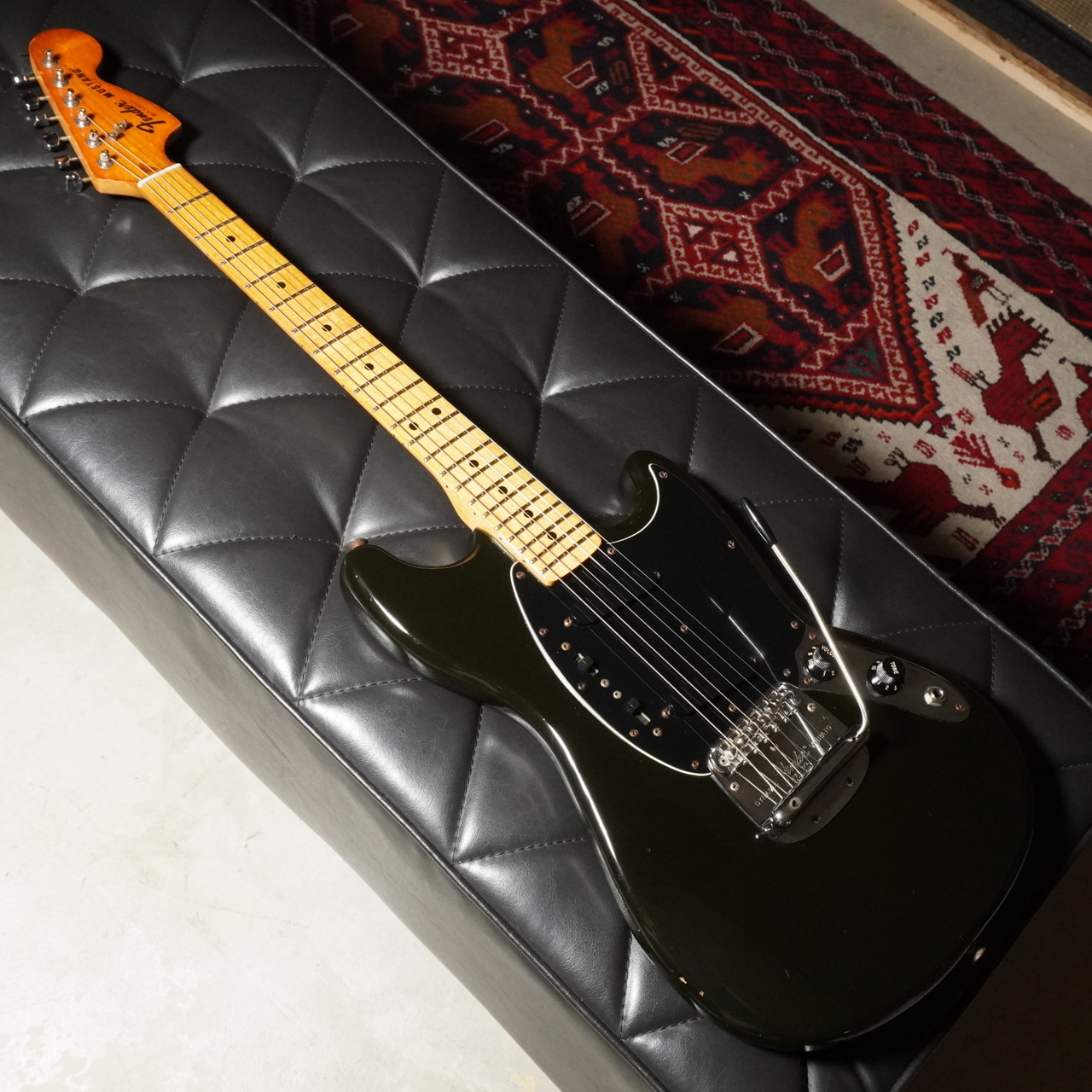 Fender 1978 Mustang Black/Maple（ビンテージ）【楽器検索デジマート】