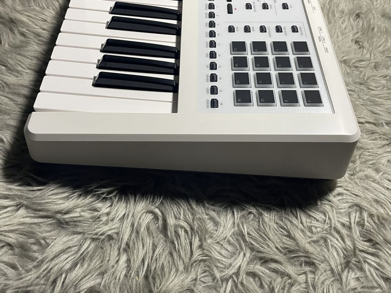 Roland　Fantom06　シンセサイザー　アダプター　取扱説明書　ケース Roland FA06 ACアダプター/ケース/ペダル付き 島村楽器限定カラー