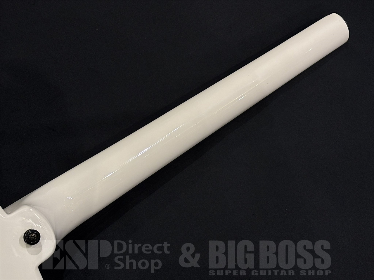 Spirit GT PRO DELUXE Left-Handed / White（中古/送料無料）【楽器