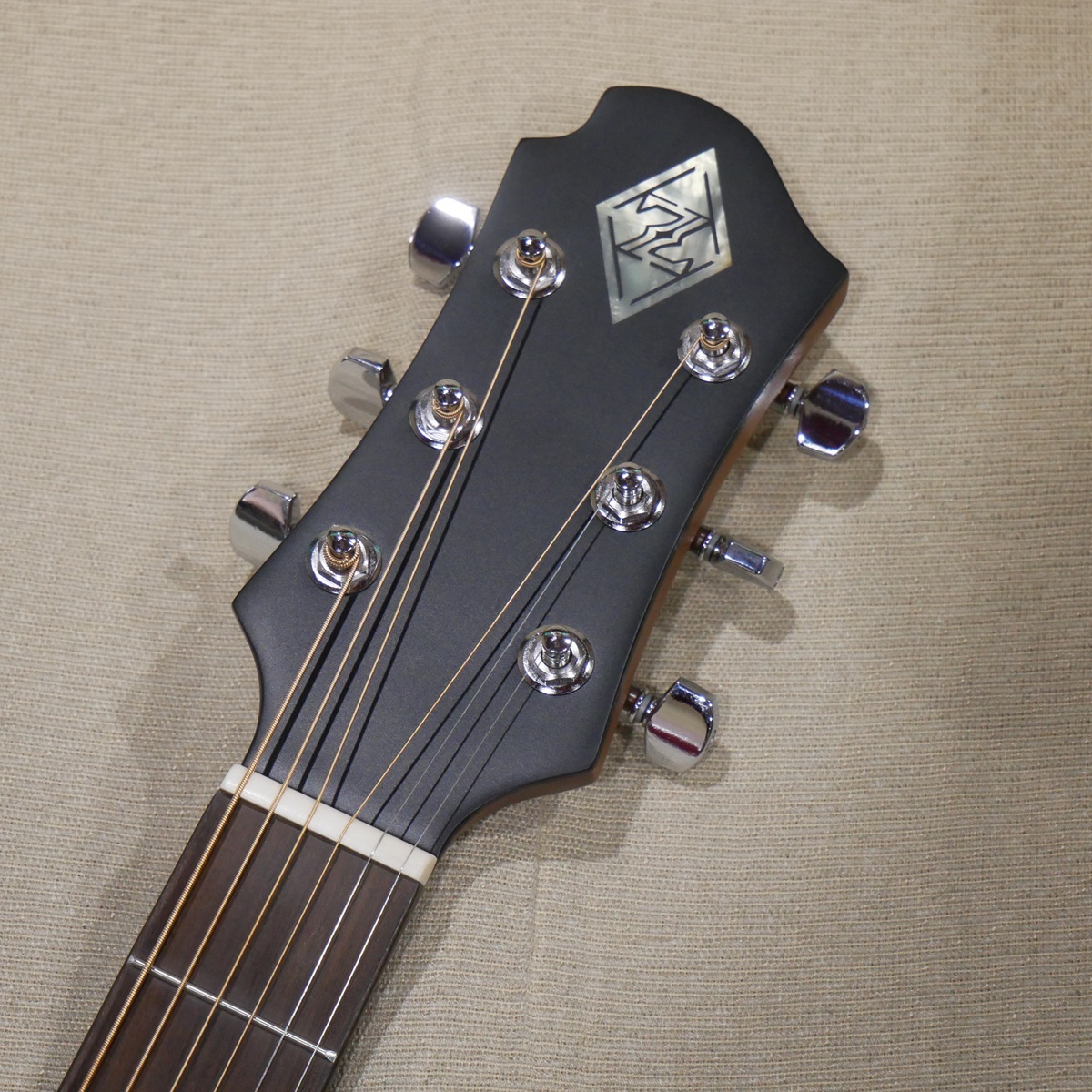 Zemaitis CAG-100HS-E / Natural 【アウトレット特価】（新品特価/送料