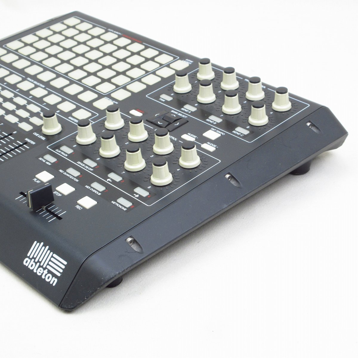 AKAI APC40 / Ableton Performance Controller【横浜店】（中古