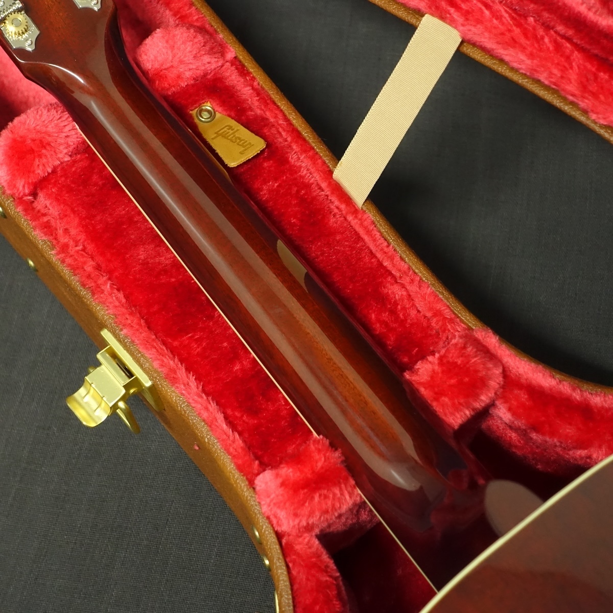 Gibson Keb' Mo' 