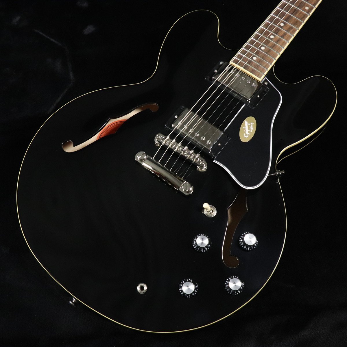 る*み様 Epiphone ES-335 ブラック る*み様 Epiphone ES-335 ブラック 2021 Epiphone ES-335 Black