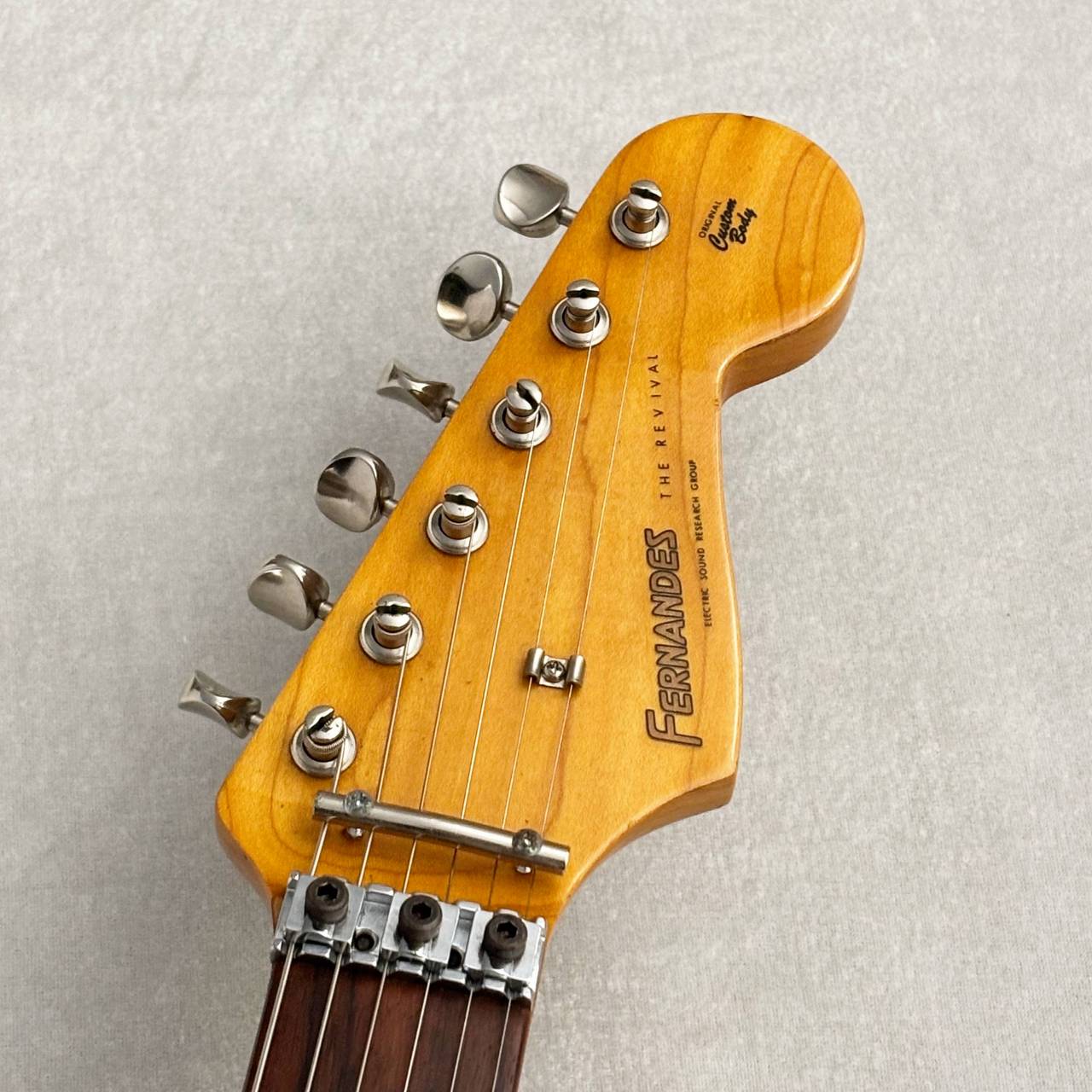 フェルナンデス Fernandes THE REVIVAL RST-50 '64 Fernandes RST50-64 Revival 80's Sunburst, Great Stratocaster