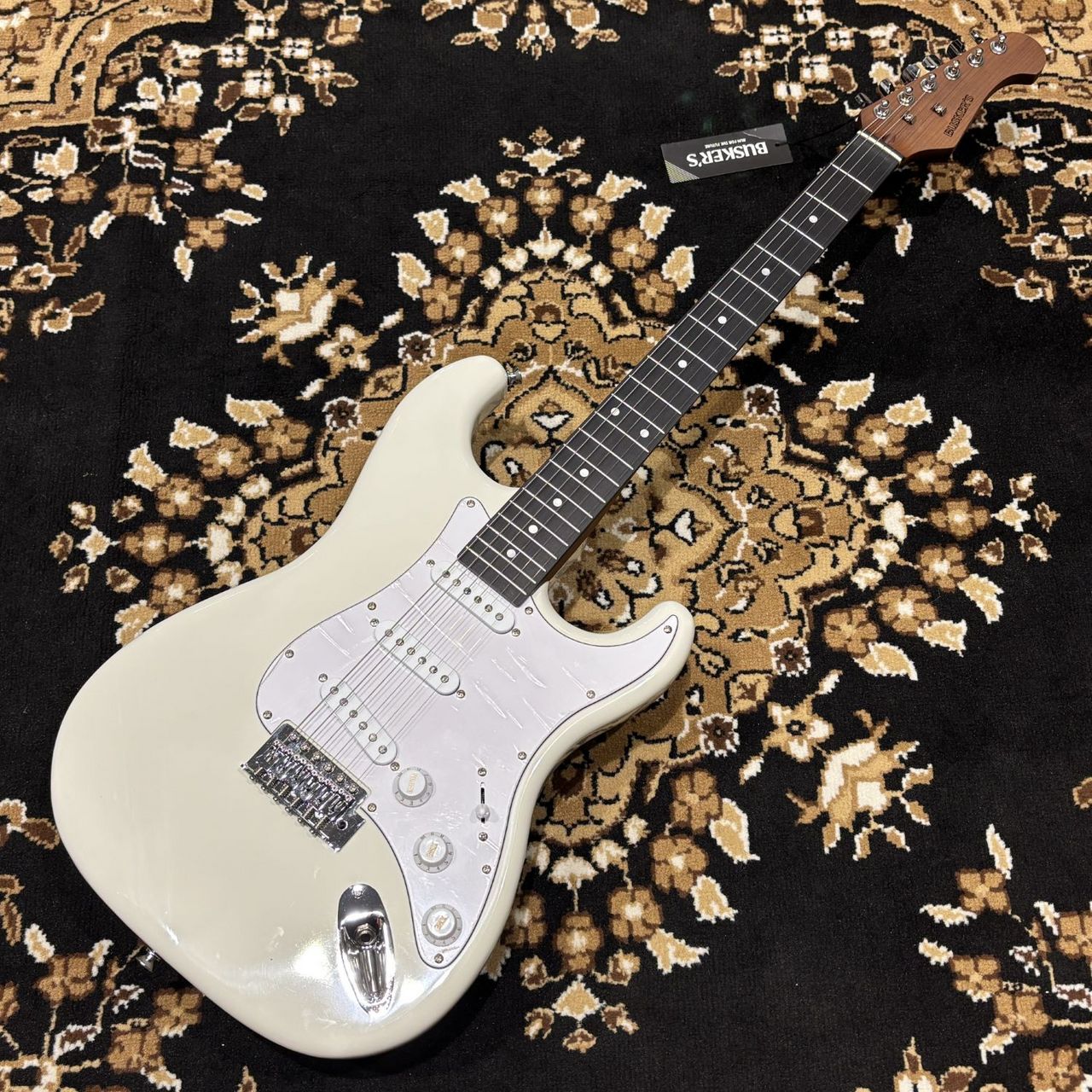 BUSKER'S BST-Standard GWT ストラトキャスタータイプ（新品特価/送料