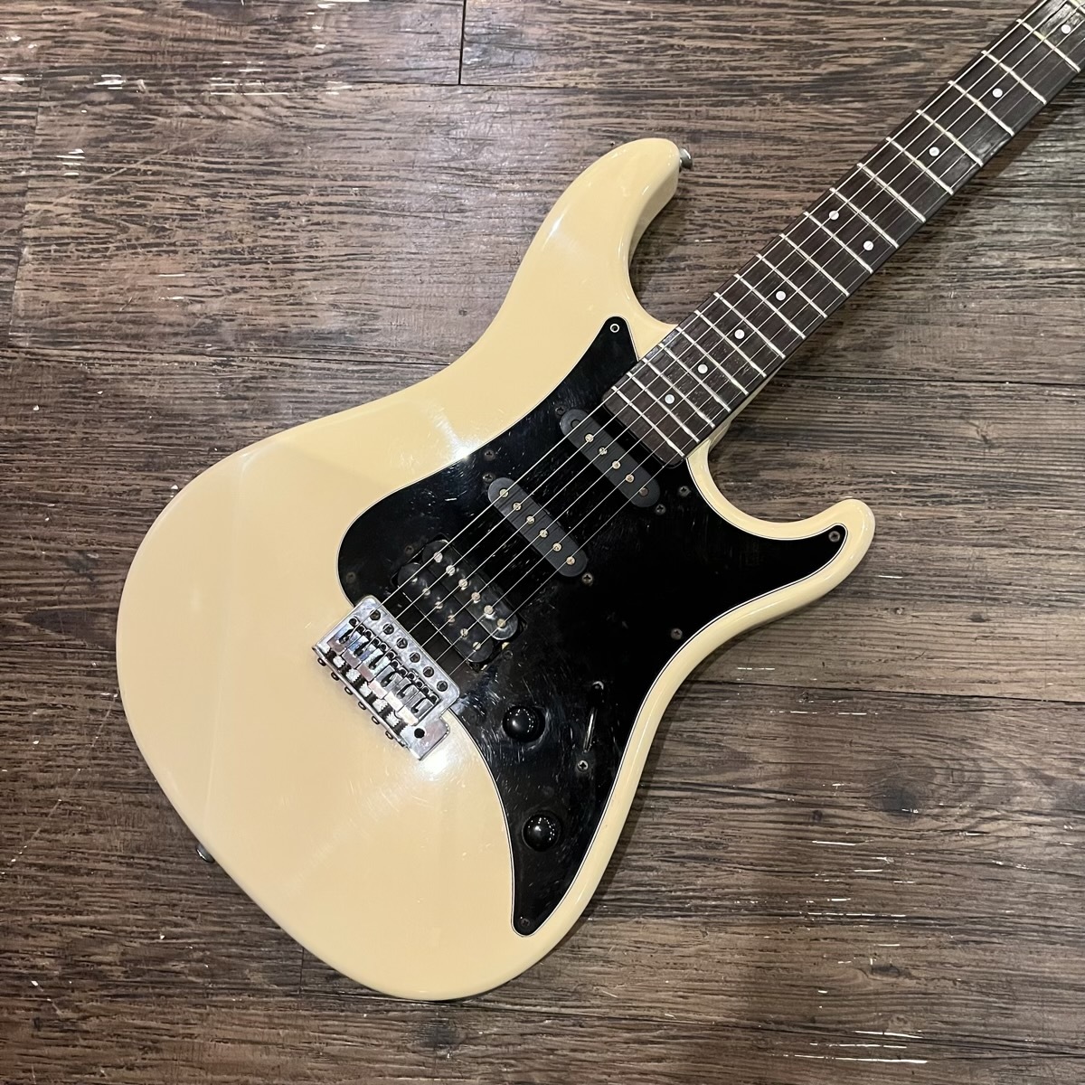 YAMAHA RGS 112P ストラト ビンテージ エレキギター YAMAHA RGS 112P Stratocaster Type Electric Guitar（中古/送料無料