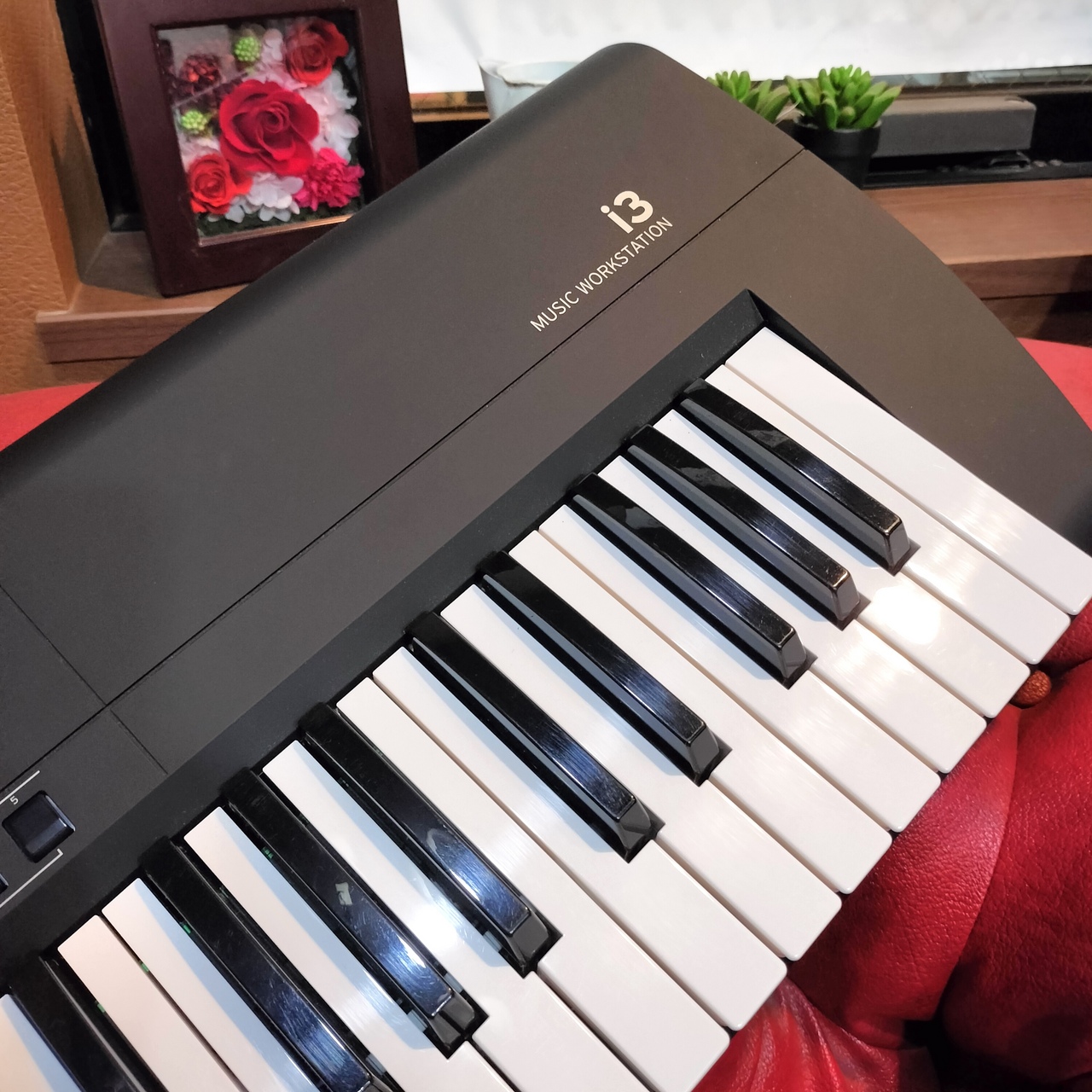 KORG i3 MUSIC WORKSTATION(コルグ ミュージック・ワークステーション