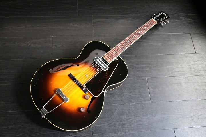 週末限定価格　ATC150CC 　ES-150タイプ　チャーリー・クリスチャン Archtop Tribute Custom ATC150CC Charlie Christian PU 新春セール