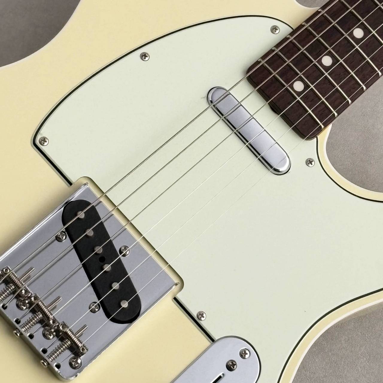 Vanzandt TLV-R2 / Vintage White #10203 ≒3.30kg【軽量!】（新品