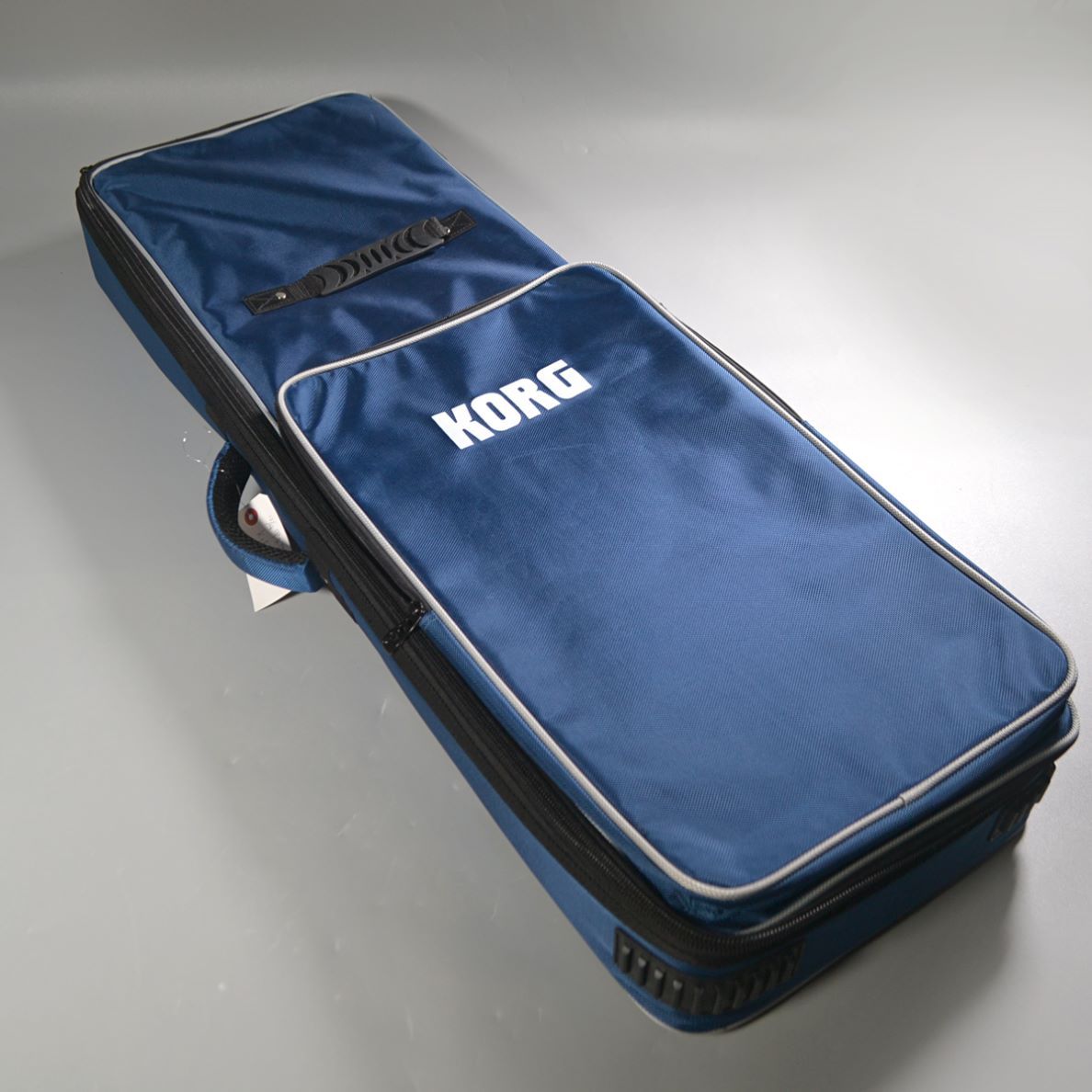 KORG KROSS2-61-SC (限定ホワイト) 【ケース・TRITON音色SDカード付属